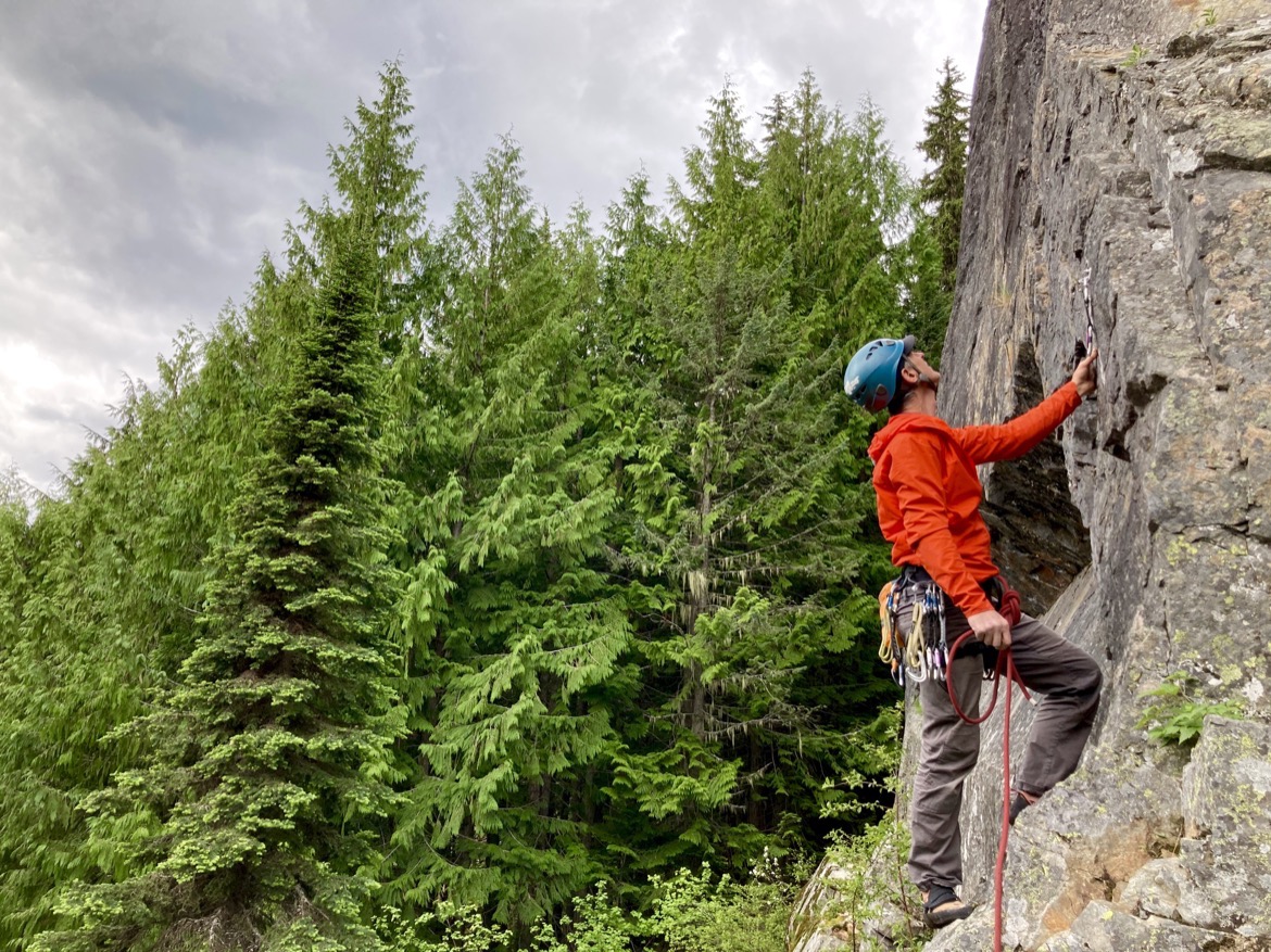 Honest Review: Arc'teryx Atom SL Hoody - Kootenay Mountain Culture